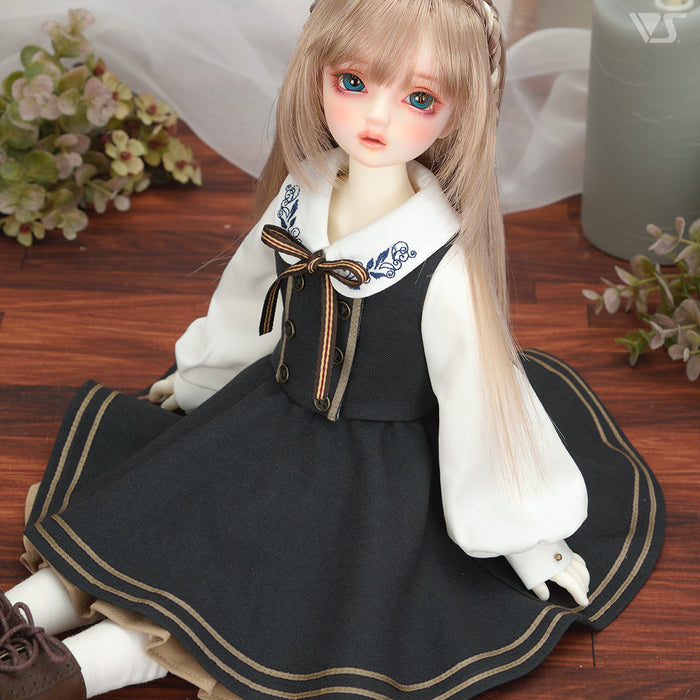 Noble Gray Embroidery Girl / Mini