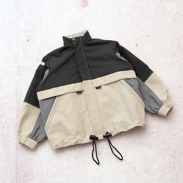 Big Silhouette Nylon Jacket