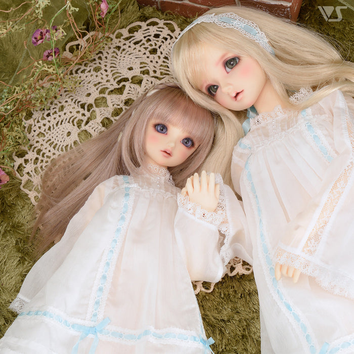 Pure White Dress / Mini